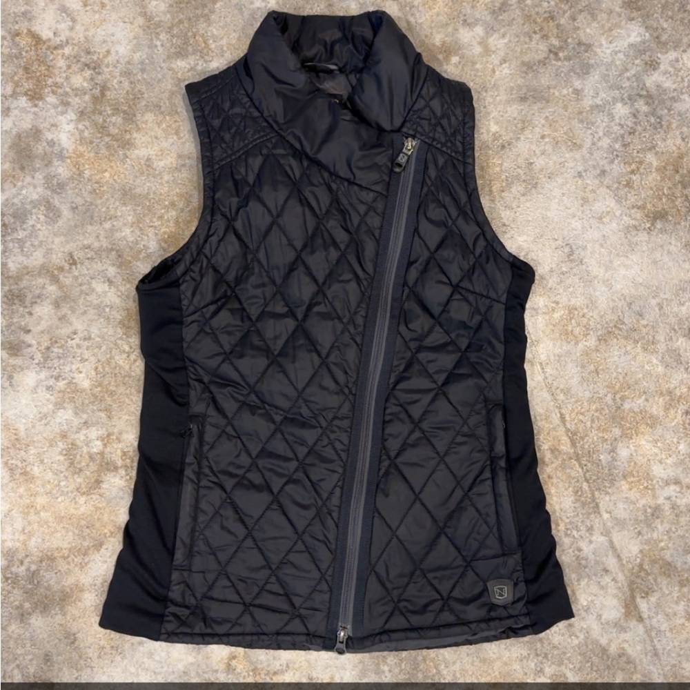 Noble Outfitters Women’s Vest